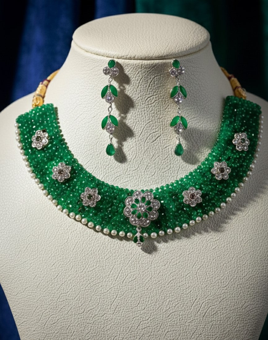 Exquisite Beaded Choker with Diamond-Look Floral Motifs