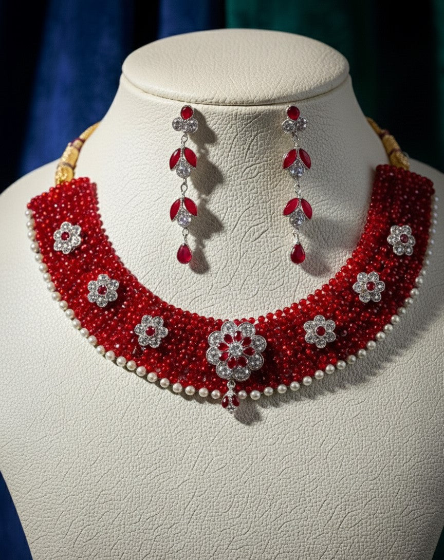 Exquisite Beaded Choker with Diamond-Look Floral Motifs