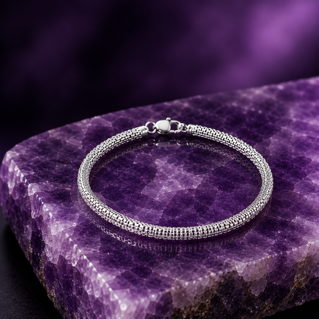 Premium Silver Bracelet for Men & Women | Elegant Box Chain Design
