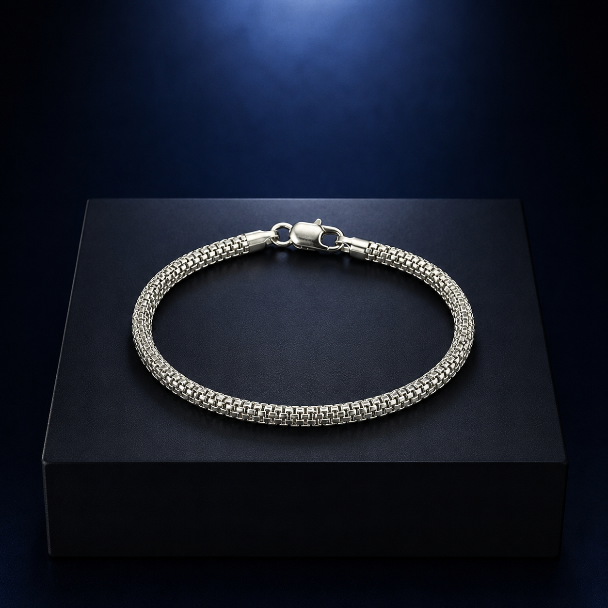 Premium Silver Bracelet for Men & Women | Elegant Box Chain Design