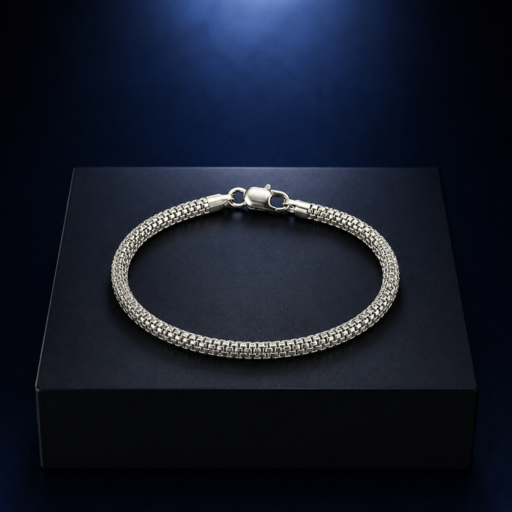 Premium Silver Bracelet for Men & Women | Elegant Box Chain Design