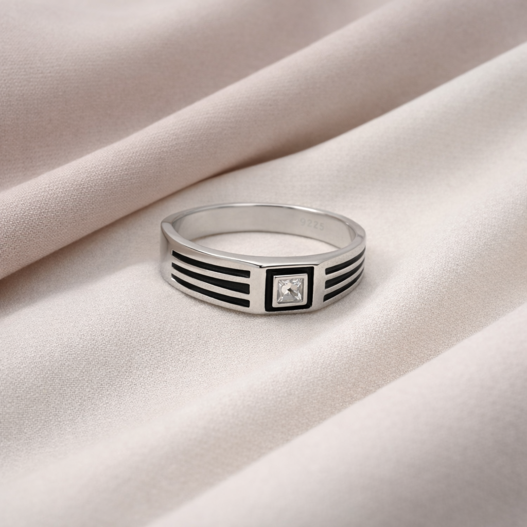Title: Elegant 925 Sterling Silver Black Enamel Square Zircon Band