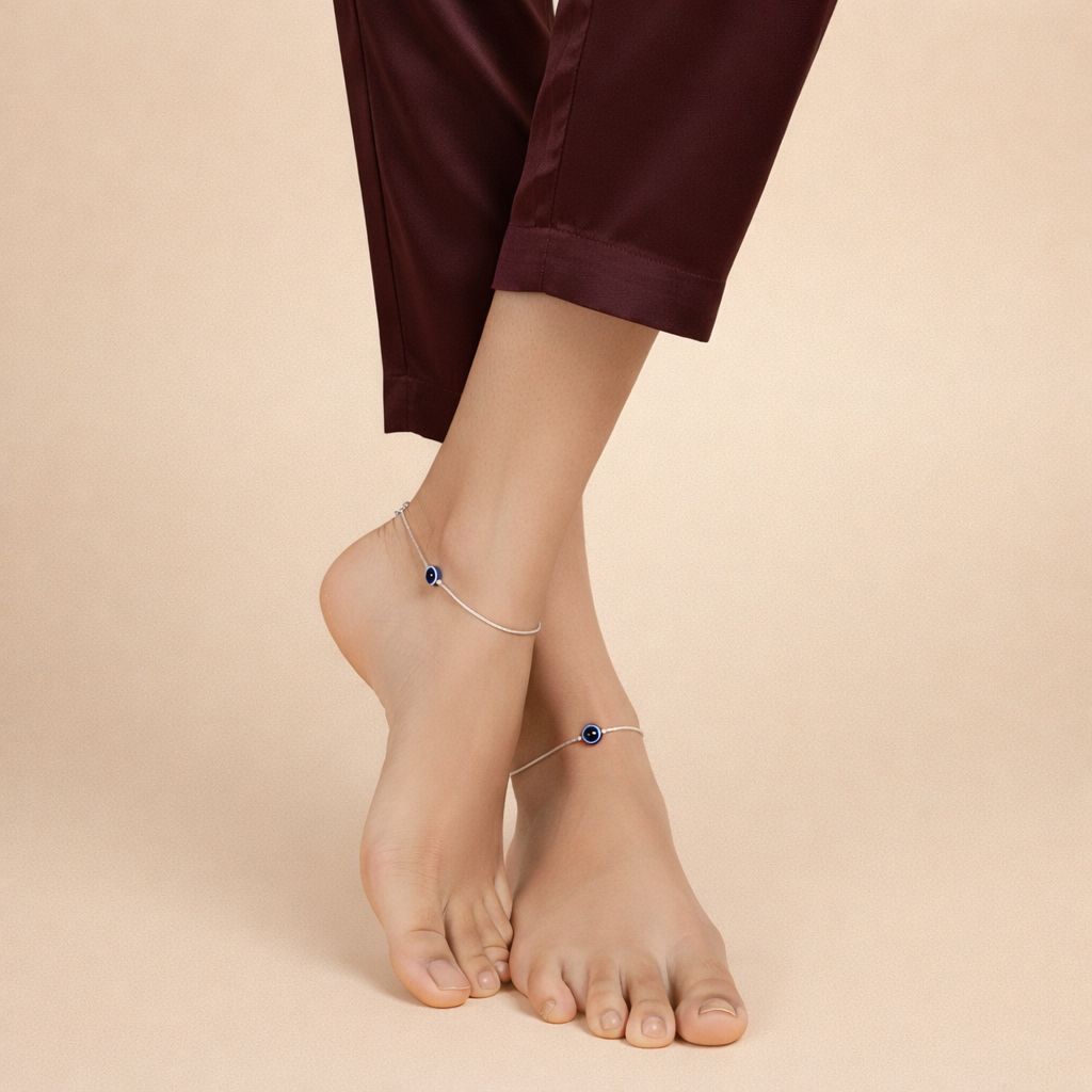 Delicate Anklet with Single Evil Eye Charm