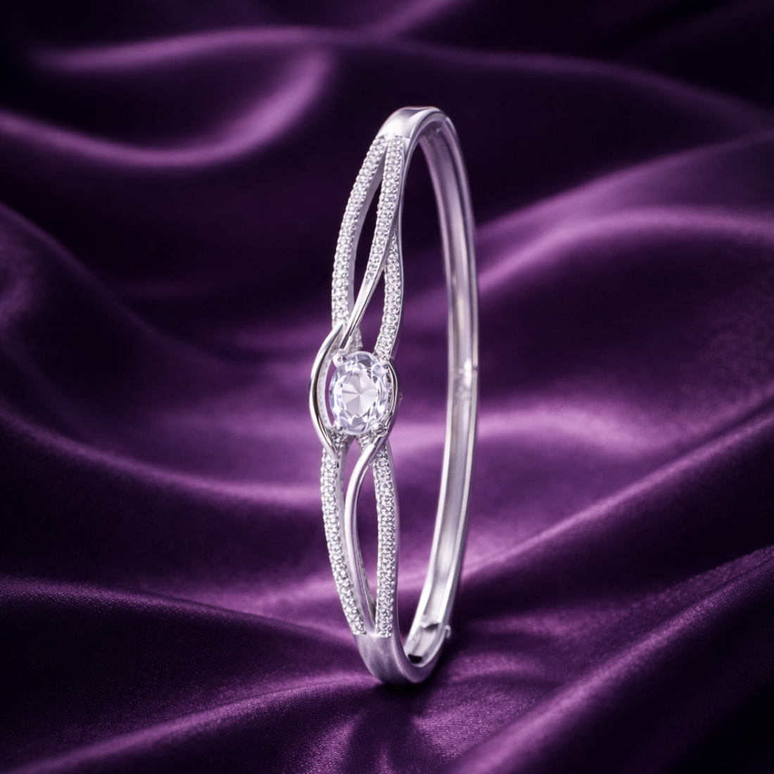 Elegant Silver Infinity Knot Solitaire Bangle