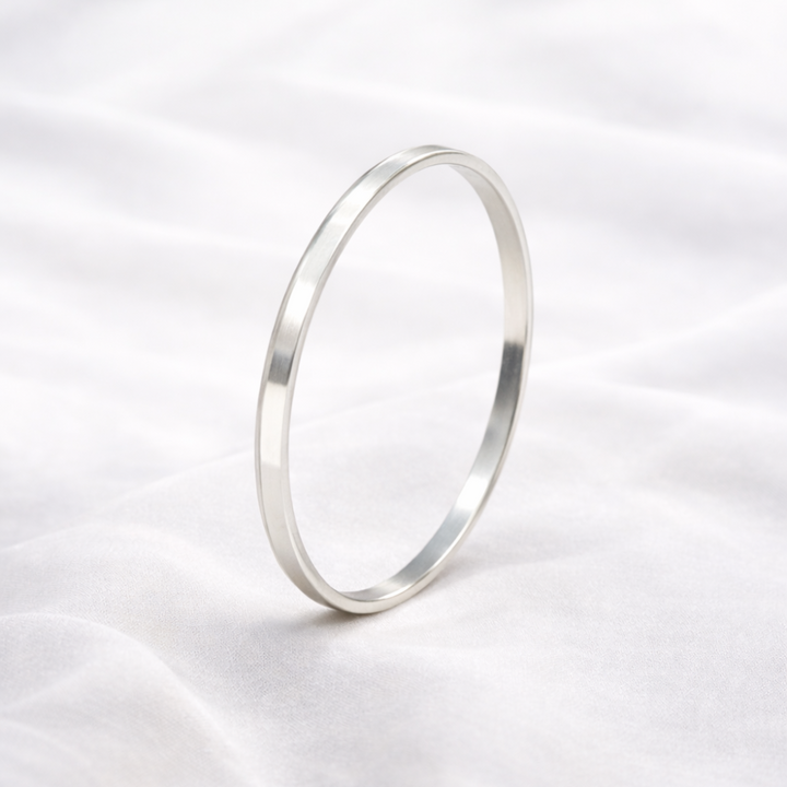 Shine Sterling Silver Flat-Edge Kada