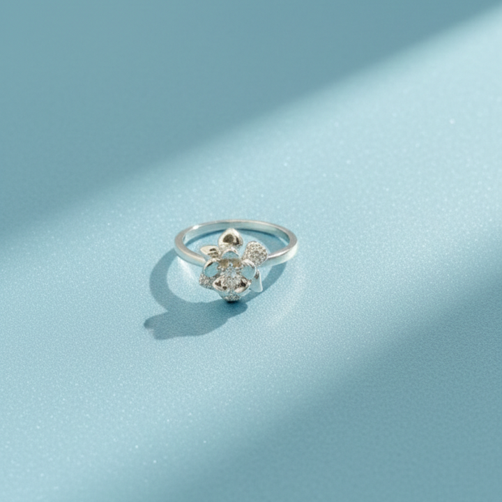 Elegant Silver Floral Bloom Ring for Every Occasion