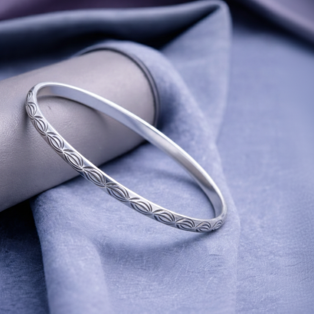 Engraved Sterling Silver Wave Pattern Kada
