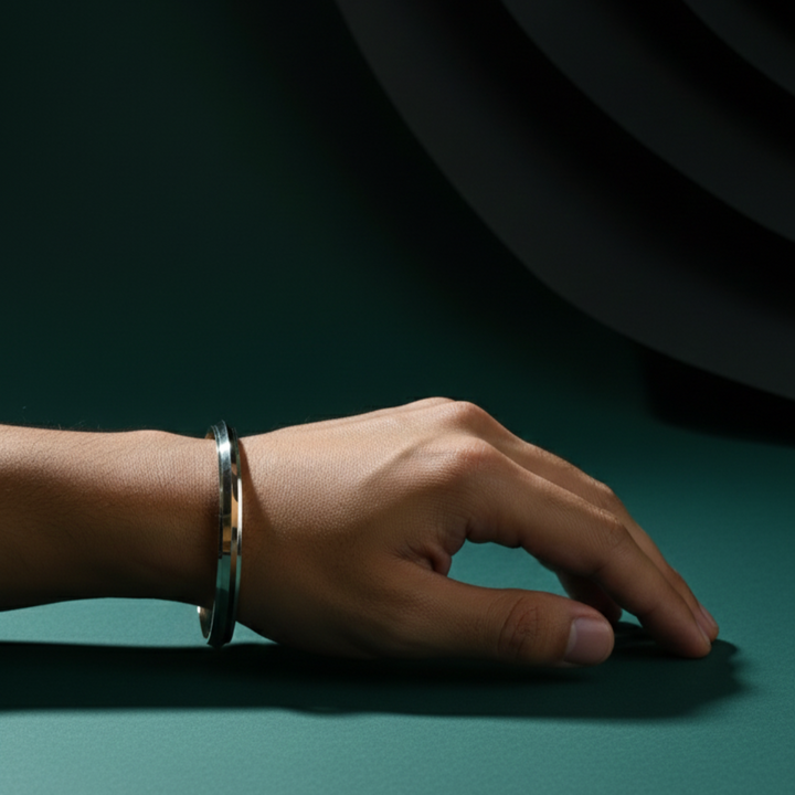 Shine Sterling Silver Flat-Edge Kada