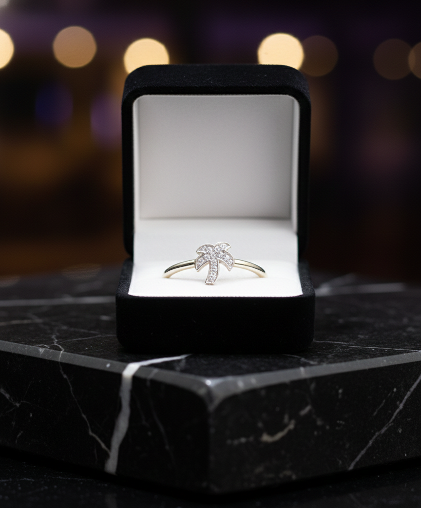 Sparkling Palm Tree Motif silver Ring.