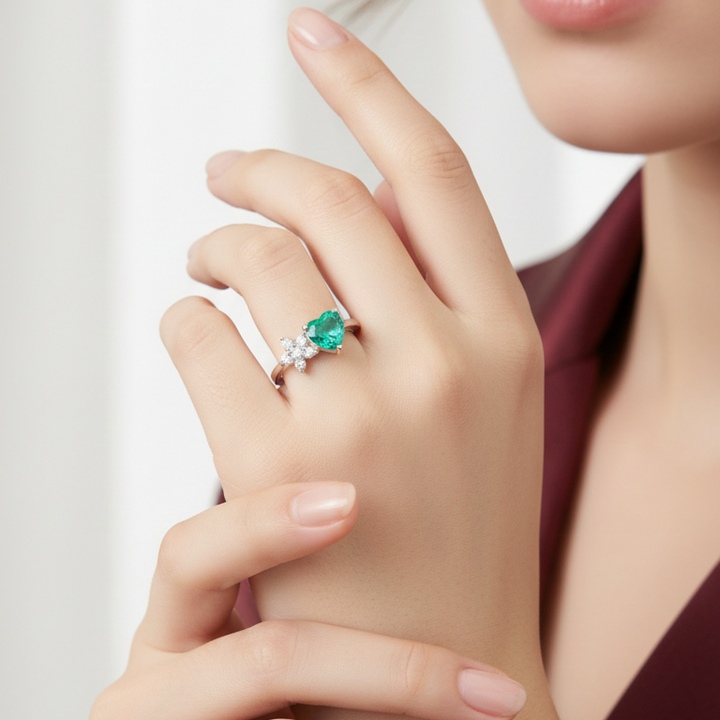 Emerald Heart & Sparkling Floral Silver Ring