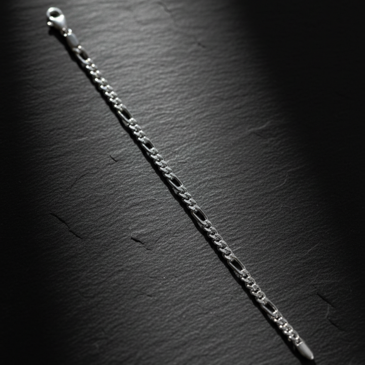 Classic Silver-Toned Figaro Chain Bracelet for Men.