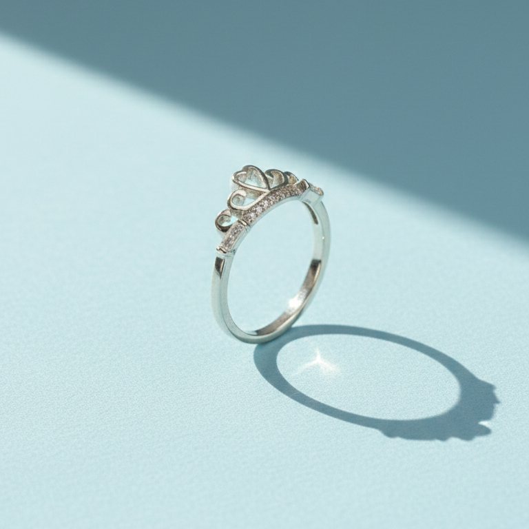 Elegant Silver Heart Crown Ring with Sparkling Accents