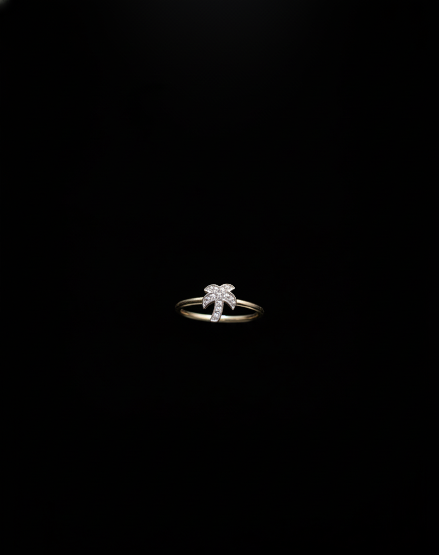 Sparkling Palm Tree Motif silver Ring.