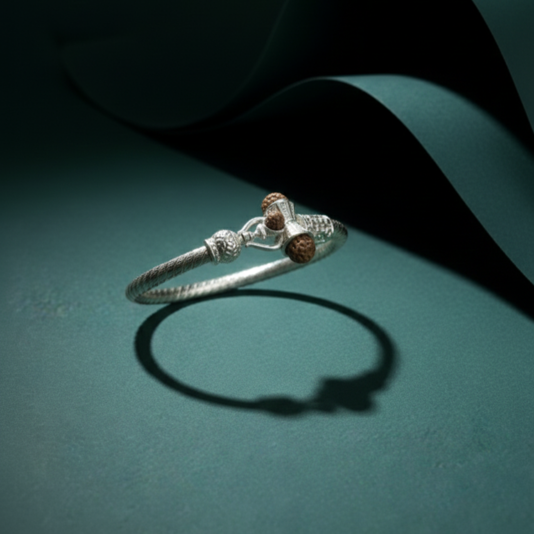 Striking Silver Kada Geometric Chevron Pattern