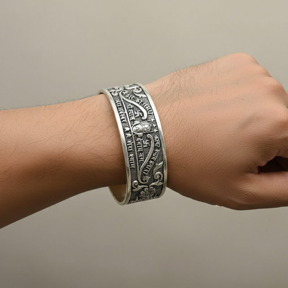 Sacred Khatu Shyam Ji Oxidized Silver Kada