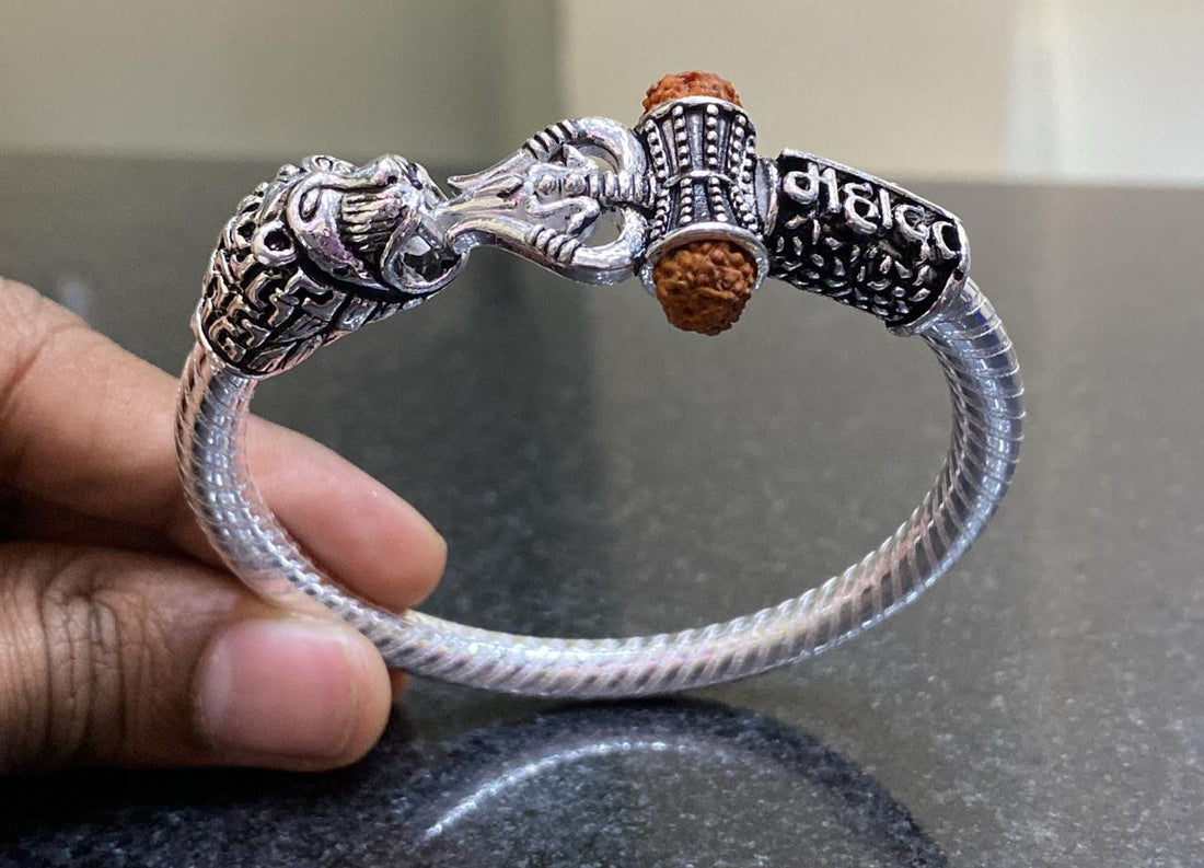 Mahakal Silver Kada with Rudraksha